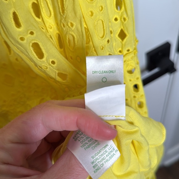 Lilly Pulitzer Indira Eyelet Swing Dress in Lemon- Small - Picture 8 of 10